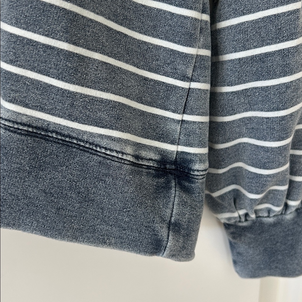 Anthro Jane & Delancey Distressed Sweatshirt w Gathered Cuffs Sz M +MEASUREMENTS - Picture 5 of 11